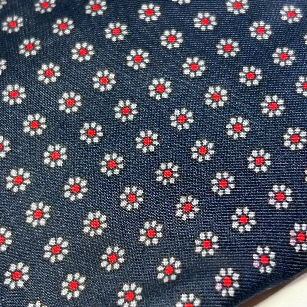 Pride of England Men Navy Blue Silk Tie Floral Medallion Dark Academia Retro Vtg
